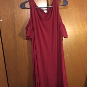 Maroon Cold-Shoulder t-shirt dress